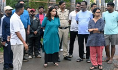 आयुक्त ने विभिन्न जोनों का किया निरीक्षण, जलभराव और सफाई व्यवस्था को लेकर अधिकारियों को दिए निर्देश