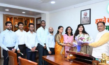पूरी निष्ठा और सेवा भाव से करें जनसेवा, विकसित छत्तीसगढ़ के निर्माण में निभाएं महत्वपूर्ण भूमिका : मुख्यमंत्री 