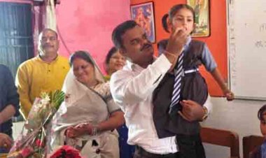 बच्चों के चेहरों पर मुस्कान, कर्मचारियों का जन्मदिन बना यादगार