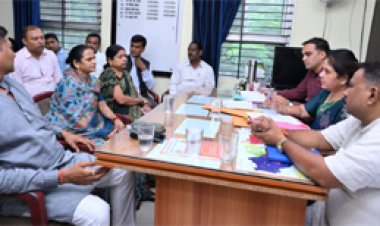 महापौर ने की नगर निगम जोन 1, 3, 4 में पार्षदों के साथ कार्यों की समीक्षा बैठक