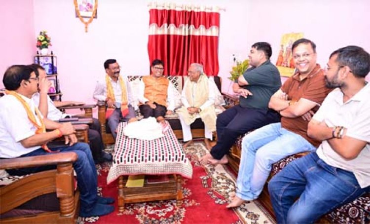 सेवा, सुशासन और जनकल्याण के 12 वर्ष पूर्ण होने पर विशेष जनसंपर्क अभियान के तहत ओ.पी. चौधरी ने प्रबुद्ध नागरिकों से किया संवाद