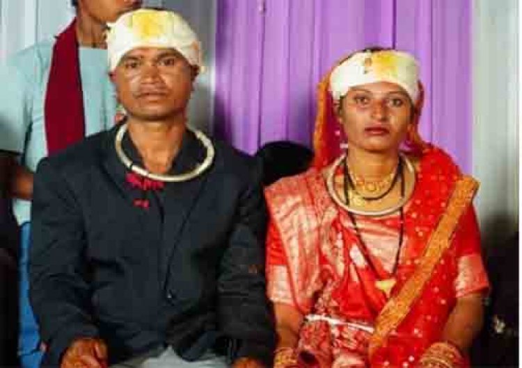 सेवा सेतु से नागरिक सेवाएं हुआ सुलभ : मुकेश कुमार को ऑनलाइन मिला विवाह पंजीकरण प्रमाण पत्र