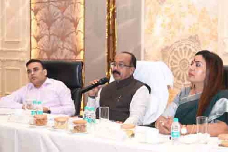 छत्तीसगढ़ को खेल हब बनाने नई सोच और विजन के साथ करें काम - अरुण साव
