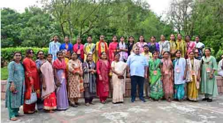 बस्तर के प्रतिनिधियों ने देखा राष्ट्रपति भवन, बस्तर की संस्कृति का हुआ भव्य सम्मान