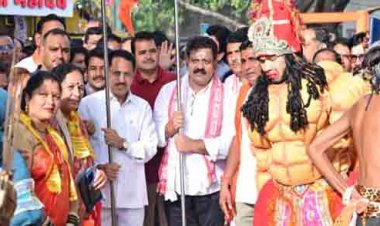 हर-हर महादेव और बोल-बम के जयघोष के साथ निकली भोरमदेव पदयात्रा, शिवमय हुआ कबीरधाम