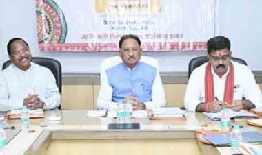 मुख्यमंत्री की अध्यक्षता में वन अधिकार अधिनियम एवं पेसा कानून के प्रभावी क्रियान्वयन हेतु गठित टास्क फोर्स की पहली बैठक संपन्न