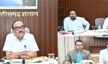 मुख्य सचिव ने नक्सल मुक्त क्षेत्रों में अधोसंरचना विकास और बुनियादी सुविधाओं को प्राथमिकता देने के दिए निर्देश
