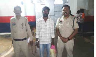 जिला दंडाधिकारी के आदेश पर शुभम तागड़े तीन माह के लिए जेल में निरुद्ध