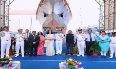 समुद्री सुरक्षा और निगरानी होगी मजबूत, नौसेना में शामिल हुई ‘श्रुति’