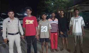 टेकारी में असामाजिक तत्वों के दो गुटों के भिड़ंत में चाकू -तलवार चला , 2 जख्मी , गोढ़ी के 5 आरोपी गिरफ्तार