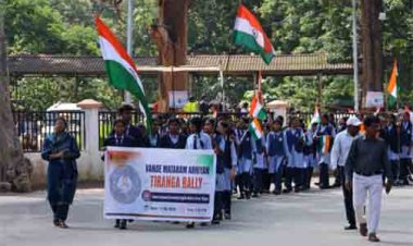 शहादत को सलाम, हर घर तिरंगे के नाम: बीजापुर में गूंजा देशभक्ति का संदेश