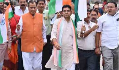 तिरंगा सिर्फ एक कपड़ा नहीं, हमारी संप्रभुता का प्रतीक, शहीदों के बलिदान को रखें अमर- टंक राम वर्मा