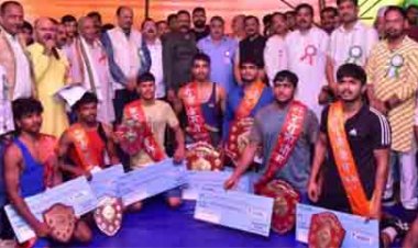 नागपंचमी पर अंबिकापुर में भव्य दंगल कुश्ती प्रतियोगिता