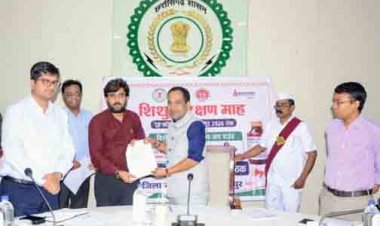 मानवता की सेवा के लिए रेडक्रॉस से जुड़ रहे जिले के अधिकारी-कर्मचारी