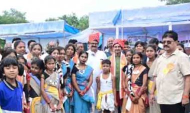 रिमझिम फुहारों के बीच खेल प्रतिभाओं ने भरी उड़ान, 26वीं राज्य स्तरीय शालेय क्रीड़ा प्रतियोगिता का भव्य शुभारंभ