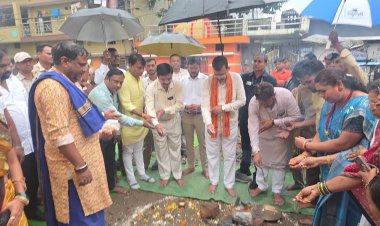रायपुर ग्रामीण विधायक मोतीलाल साहू ने भूमिपूजन कर नागरिकों को दी सौगात