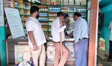 सरायपाली विकासखण्ड अंतर्गत 07 कृषि केन्द्रों को अनियमितता बरतने पर नोटिस जारी