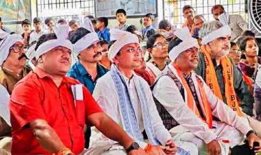 अब धमाकों की नहीं, रेडियो की गूंज