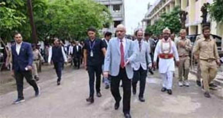 मुख्य न्यायाधीश रमेश सिन्हा ने जिला न्यायालय राजनांदगांव की न्यायिक अधोसंरचना का जायजा लिया