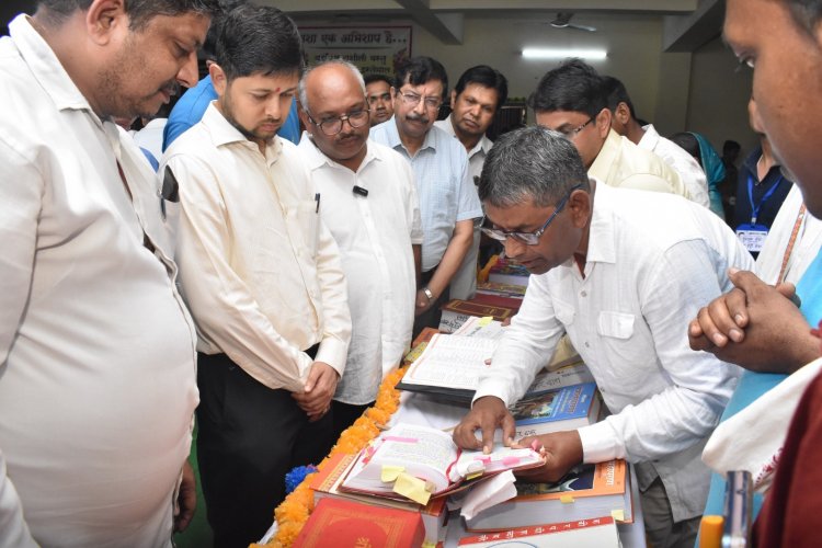 भिलाई नगर निगम आयुक्त द्वारा विकास एवं निर्माण कार्यों का किया गया स्थलीय निरीक्षण
