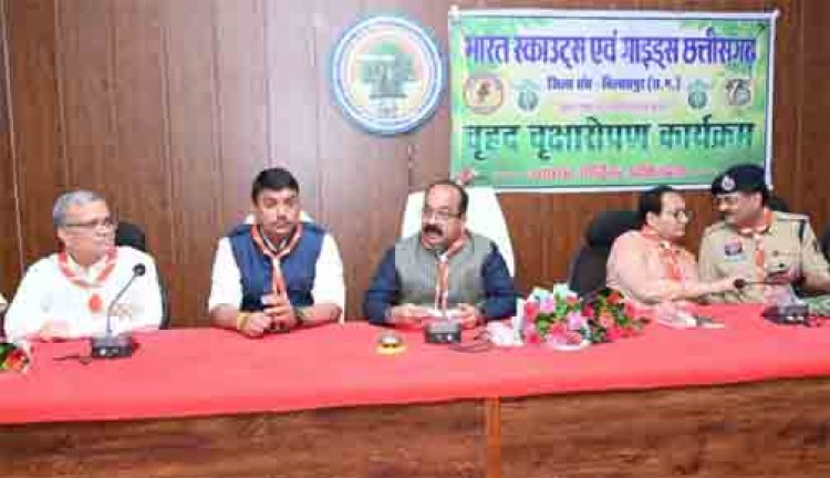 उप मुख्यमंत्री अरुण साव ने किया पौधारोपण, बोले हरियाली बढ़ेगी तो पर्यावरण भी स्वस्थ और सुंदर बनेगा