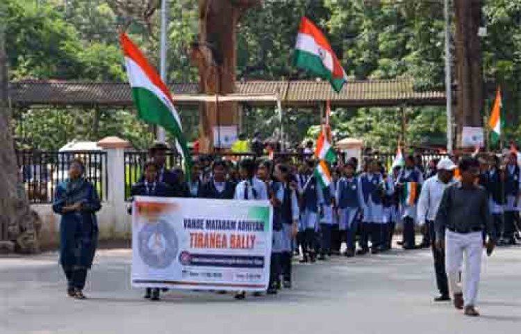 शहादत को सलाम, हर घर तिरंगे के नाम: बीजापुर में गूंजा देशभक्ति का संदेश