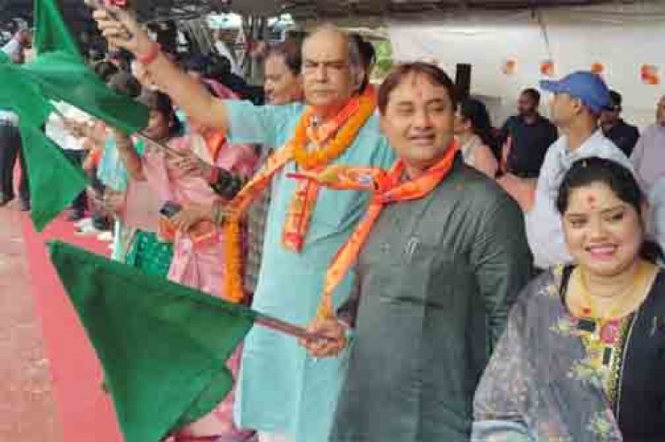 रामलला दर्शन के लिए राजनांदगांव से अयोध्या धाम रवाना हुई विशेष ट्रेन, श्रद्धालुओं में उत्साह