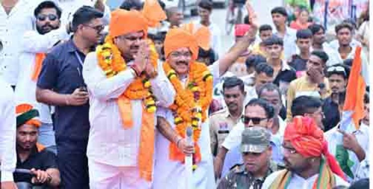 दुर्ग में निकली भव्य तिरंगा यात्रा देशभक्ति के रंग में रंगा पूरा शहर - गजेन्द्र यादव