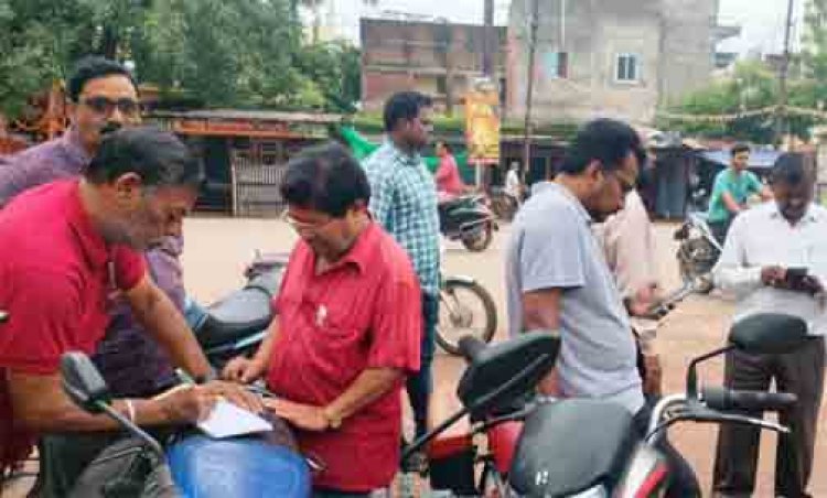 निगम ने गंदगी फैलाने पर 3 हजार रुपये जुर्माना वसूला