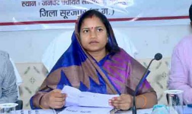 मंत्री लक्ष्मी राजवाड़े ने सूरजपुर और भैयाथान में विकासखंड स्तरीय समीक्षा बैठकों में योजनाओं की प्रगति की समीक्षा की