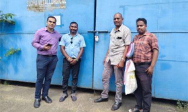 बकाया राशि अदा ना करने पर व्यवसायिक परिसरों को किया सीलबंद