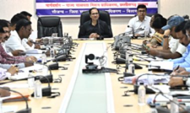 सेवा संकल्प अभियान की तैयारियों को लेकर कलेक्टर ने की गहन समीक्षा