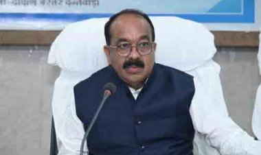 निर्माण कार्यों में गुणवत्ता और समय-सीमा से कोई समझौता नहीं, अधिकारियों को कार्य संस्कृति में बदलाव के निर्देश