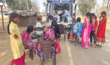 सेवा संकल्प अभियान- जिले के दुर्गम बैगा-बिरहोर ग्रामों की दहलीज तक पहुँची स्वास्थ्य की संजीवनी