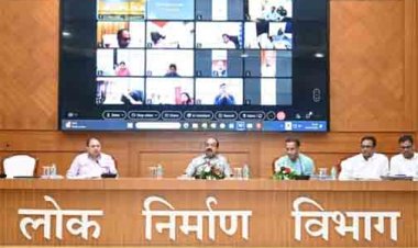 बारिश में खराब सड़कों पर उप मुख्यमंत्री श्री अरुण साव ने जताई नाराजगी, 15 अक्टूबर तक सुधारने के दिए निर्देश