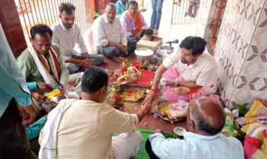 परम्परागत रूप से खेती - किसानी का काम बंद कर मनाया मंगल त्यौहार