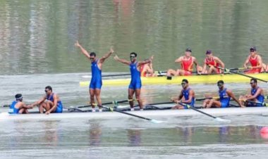 एशियाई खेलों में पुरुषों की कयाक फोर 500 मीटर के फाइनल में भारतीय रोइंग टीम