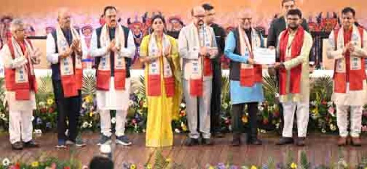 छत्तीसगढ़ में नक्सलवाद के खतरे को मजबूत राजनीतिक इच्छाशक्ति, दृढ़ सुरक्षा नीति और विकासोन्मुखी शासन के बल पर समाप्त किया गया - उपराष्ट्रपति