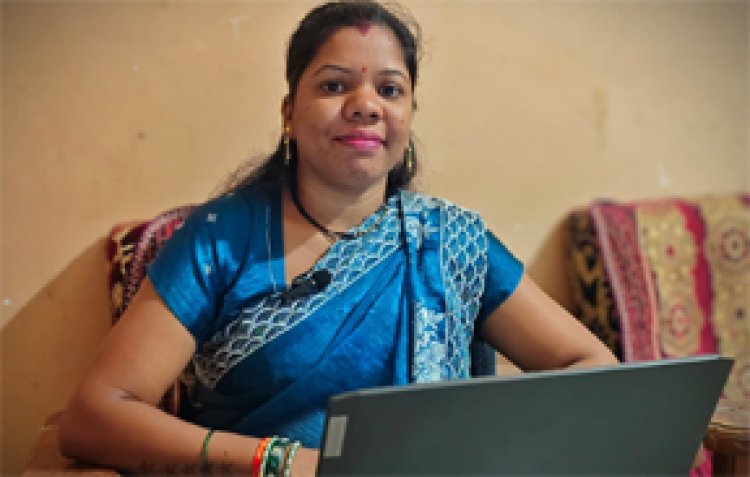 वनांचल में बैंकिंग की नई मिसाल: नलकसा की करिश्मा बनीं 8 गांवों की 'बैंक सखी', हर महीने 20 हजार तक की आमदनी