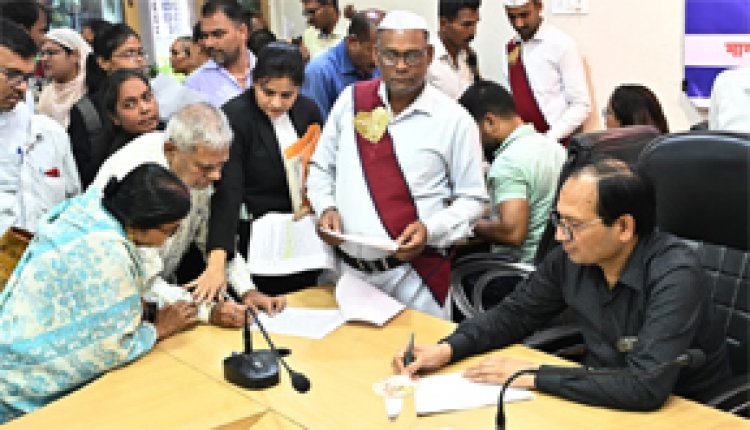 कलेक्टर ने जनदर्शन में सुनी लोगों की समस्याएं