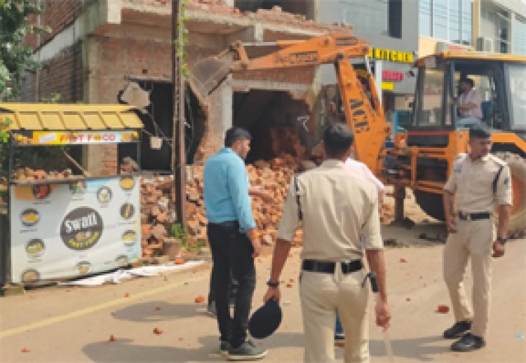 अनुमति विपरीत निर्माण, सी एंड डी , ग्रीन नेट में अभियान चलाकर कार्रवाई की