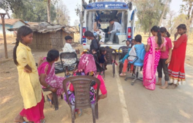 सेवा संकल्प अभियान- जिले के दुर्गम बैगा-बिरहोर ग्रामों की दहलीज तक पहुँची स्वास्थ्य की संजीवनी