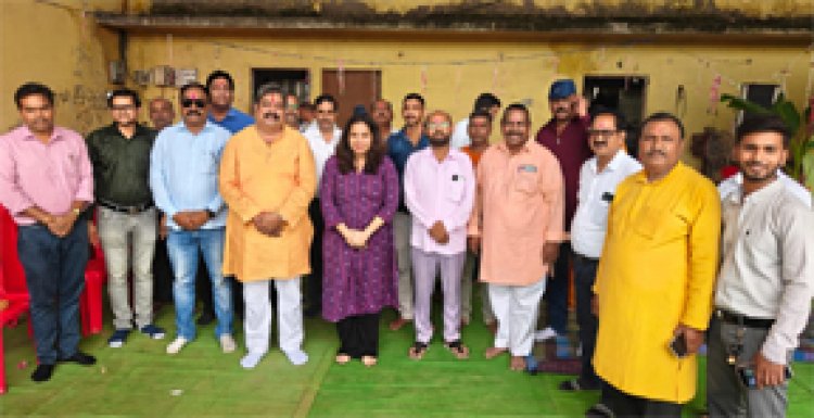 सेवा संकल्प कार्यक्रम- निगम वाहन शाखा में भगवान विश्वकर्मा की पूजा-अर्चना
