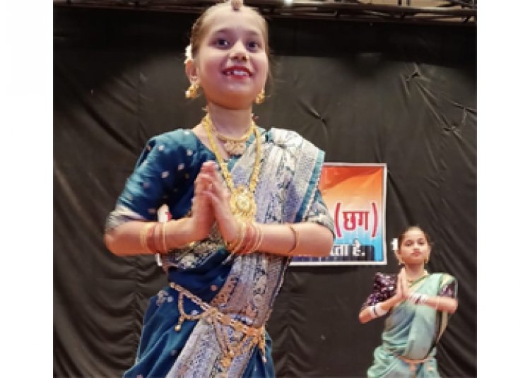 मूक-बधिर बच्चियों ने प्रस्तुत की गणेश वंदना