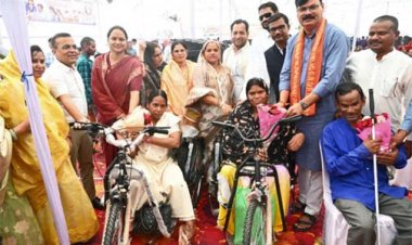 सेवा संकल्प अभियान: ‘सरकार आपके द्वार’ से एक ही स्थान पर मिली योजनाओं और शासकीय सेवाओं की सुविधा