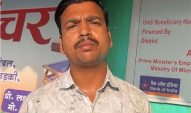 नौकरी की तलाश के बजाय शुरू किया फर्नीचर उद्योग