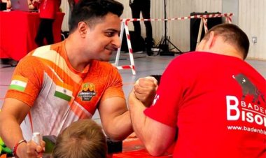 श्रीमंत झा ने जर्मनी पैरा-आर्मरेसलिंग कप 2026 में जीता एक रजत एक कांस्य पदक, शहीद सैनिकों को समर्पित किया मेडल