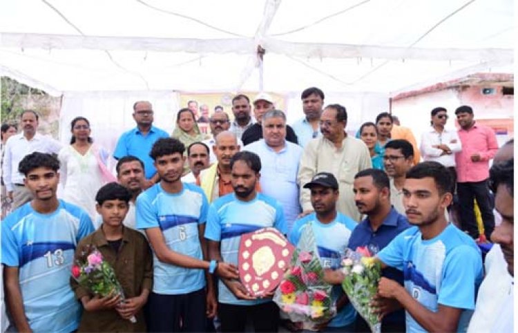 सरगुजा ओलंपिक से निखर रही ग्रामीण खेल प्रतिभाएं, युवा खिलाड़ियों के सपनों को मिल रही नई उड़ान : पर्यटन मंत्री राजेश अग्रवाल