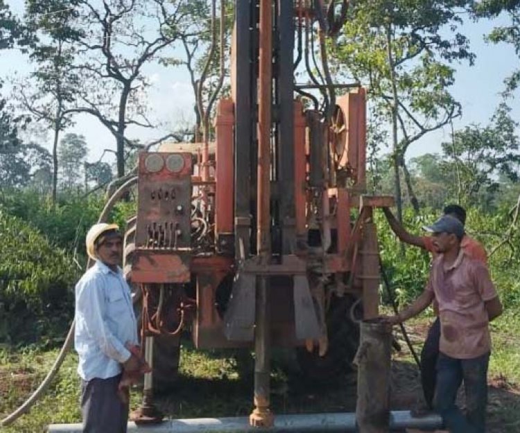 सेवा संकल्प से संवरती ज़िंदगी: अब नारायणपुर के दूरस्थ अबुझमाड़  के नयापारा में भी पहुंचेगा शुद्ध पेयजल