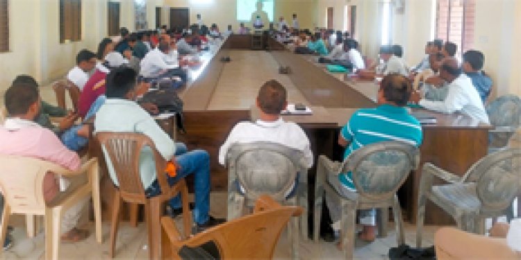 पोर्टल की ग्रामीण सेवाओं को लेकर जनपद सचिवों का प्रशिक्षण